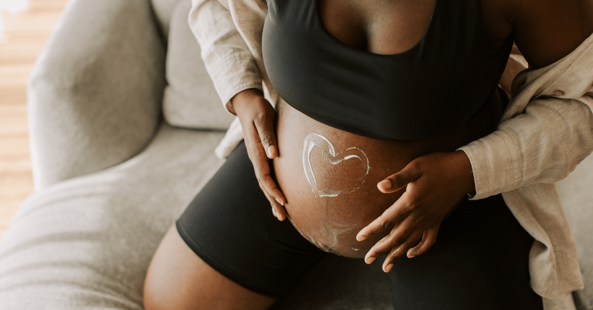 Pregnant women combating dryness during pregnancy